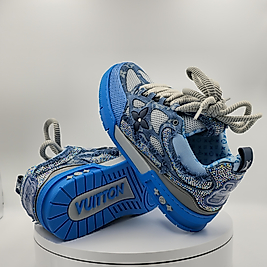 LV Trainer Sneaker Stone